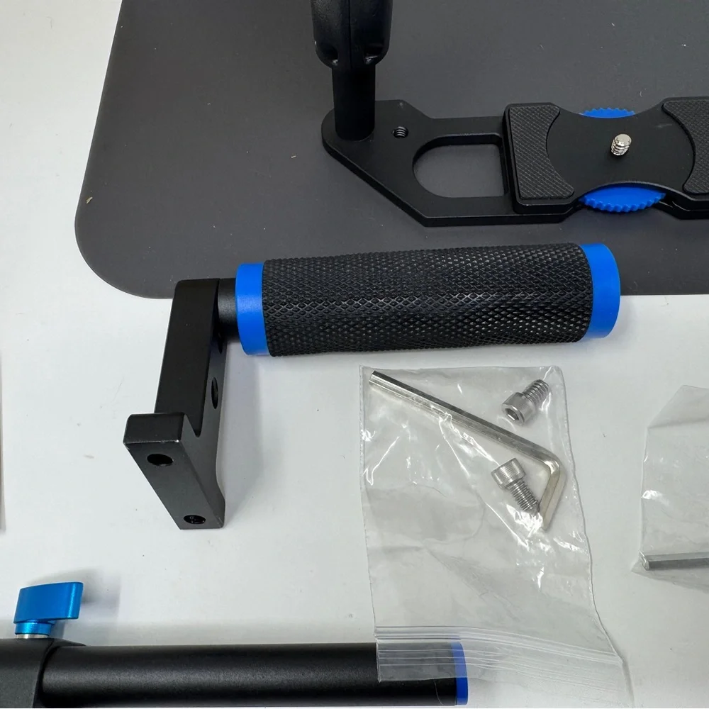 NEEWER Camera Cage Kit w/Handle & Grips Black+Blue DSLR CAGE C2 filming equipmen